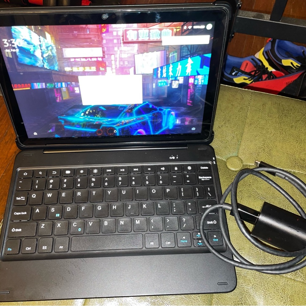 Amazon Fire HD 10 32GB 2021 T76N2B Black Tablet Bundle with Amazon Keyboad